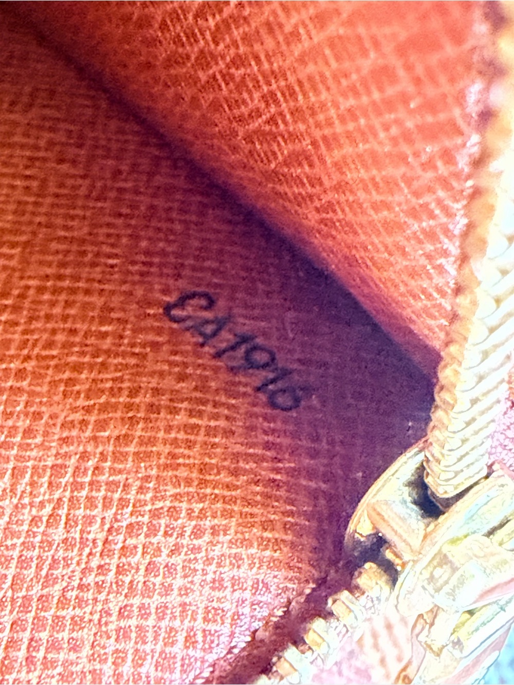 Louis Vuitton Sarah Wallet CA1916πππ - Picture 8 of 11